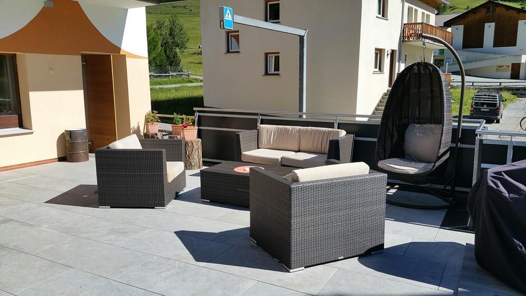 Hotel Al Rom Tschierv Exterior photo